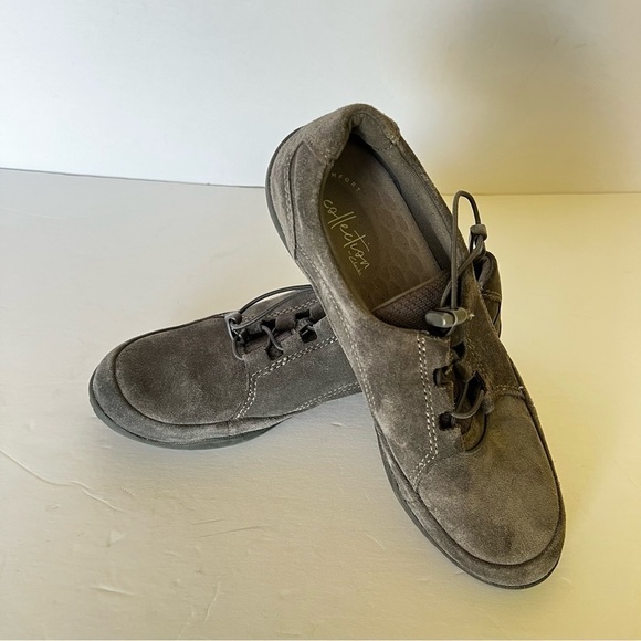 Clark’s Collection Suede Haley Rhea Bungee Slip on in Gray size 8 - Picture 9 of 11